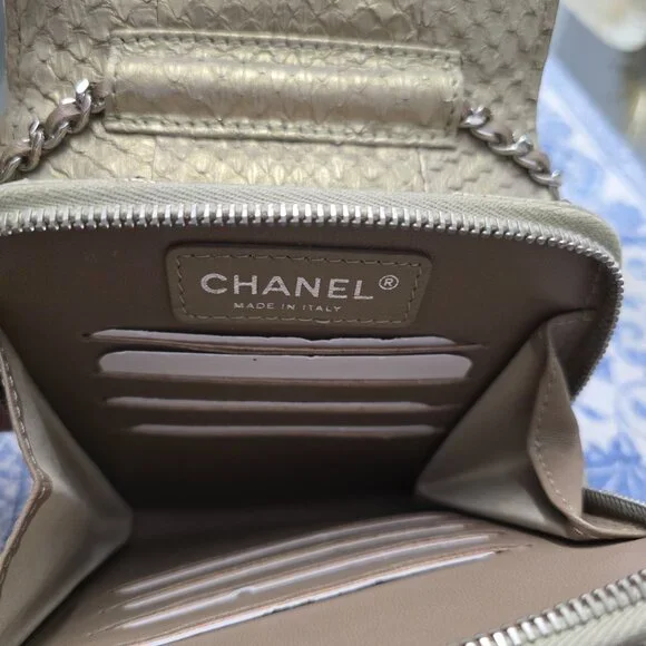 Chanel Python Wallet On Chain - Picture 4 of 12